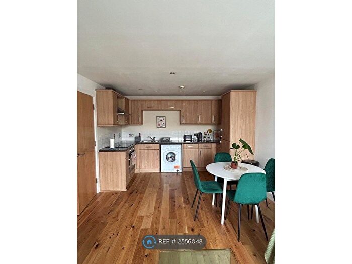 2 Bedroom Flat To Rent In Bedford Street, Leamington Spa, CV32