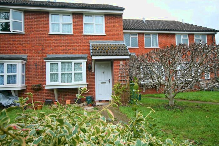 1 Bedroom Terraced House To Rent In Bramley Close, Staines, TW18
