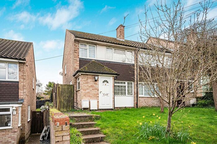 3 Bedroom End Terrace House For Sale In Dean Garden Rise, High Wycombe, HP11