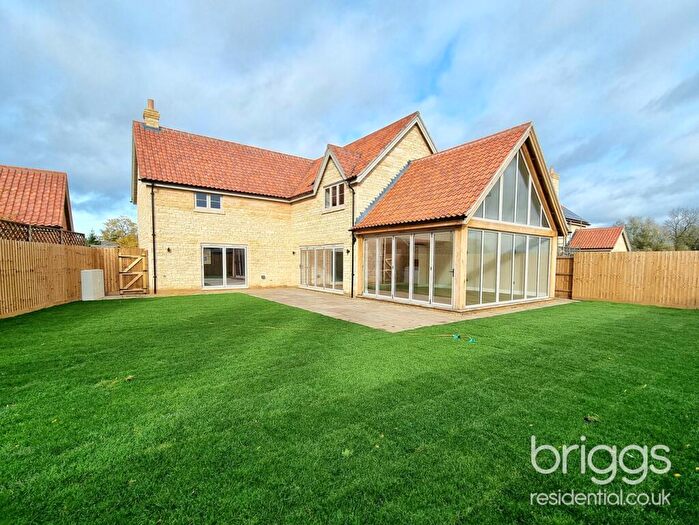 4 Bedroom Detached House For Sale In Eastgate, Deeping St James, Market Deeping, PE6