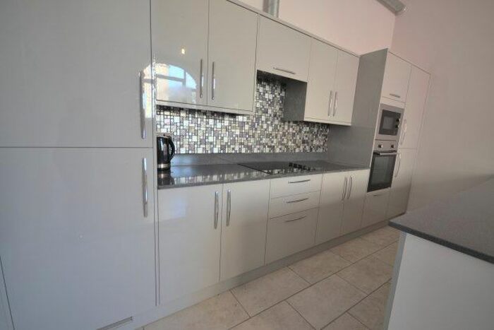 1 Bedroom Flat To Rent In The Brook, Chatham, ME4