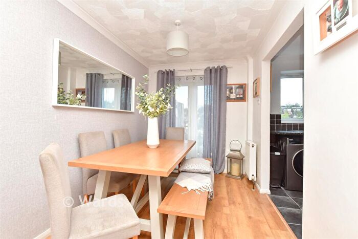 2 Bedroom Semi Detached House For Sale In Sussex Drive, Walderslade, Chatham, Kent, ME5