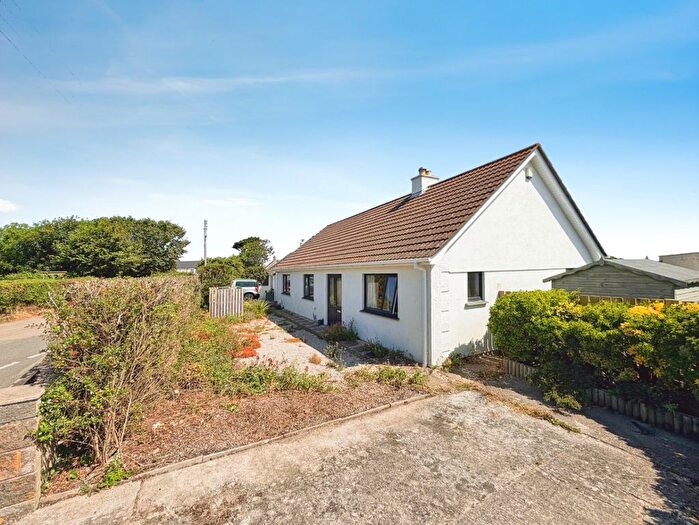 3 Bedroom Detached Bungalow For Sale In The Lizard, Detached Bungalow In Village Location, TR12
