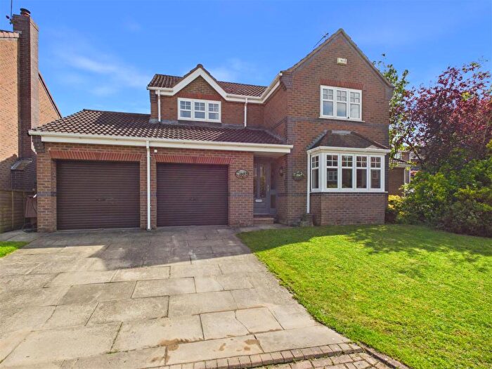 4 Bedroom Detached House For Sale In North View, Little Weighton, HU20