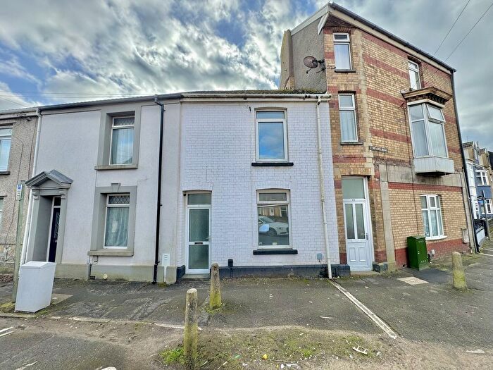 3 Bedroom Terraced House For Sale In Rodney Street, Swansea, City And County Of Swansea., SA1