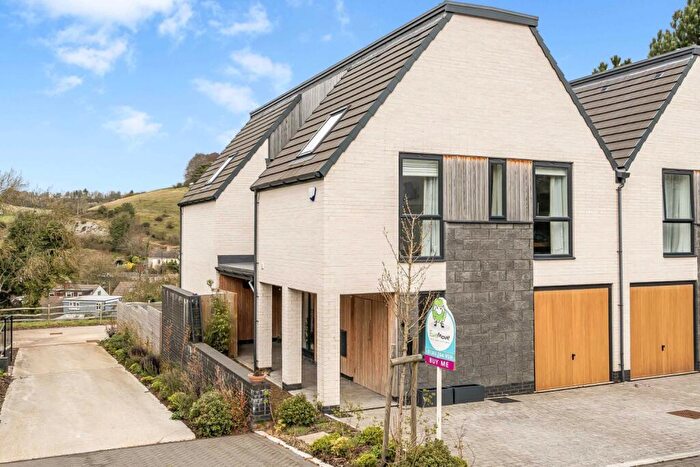 4 Bedroom Semi Detached House For Sale In St. Mary's Rise, Lydden, Dover, CT15