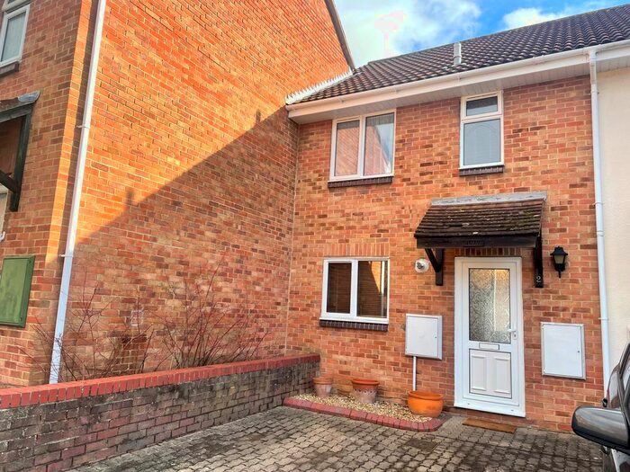 2 Bedroom Terraced House To Rent In Cygnet Court, Fareham PO16