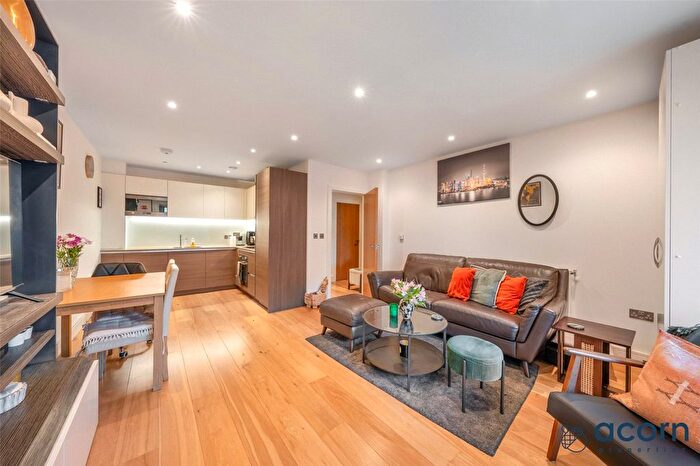 1 Bedroom Flat To Rent In Arrandene Apartments, Silverworks Close, London, NW9