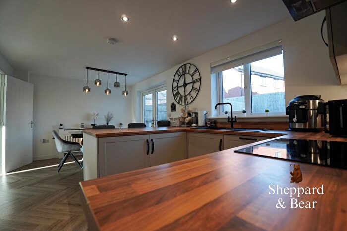 4 Bedroom Detached House For Sale In Rhodfa Hughes, Old St. Mellons, Cardiff, CF3