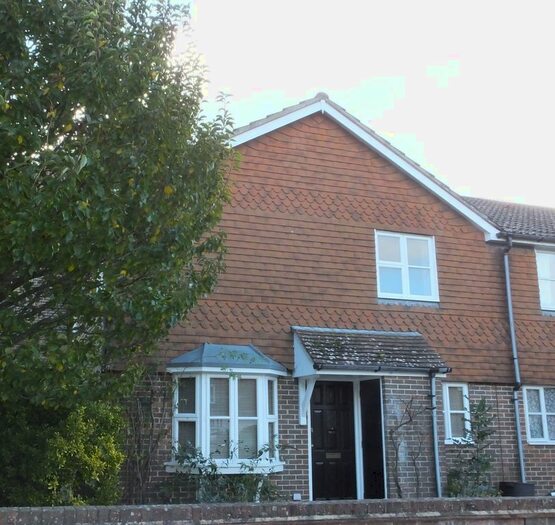 2 Bedroom End Of Terrace House To Rent In Court Road, Lewes, BN7