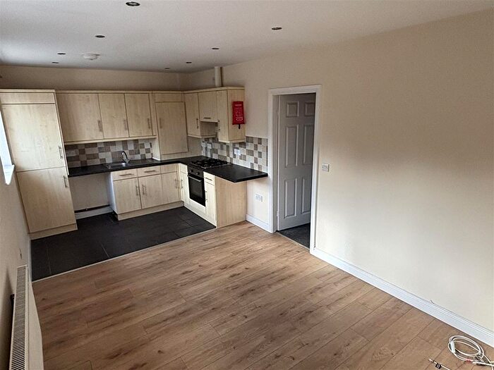 2 Bedroom Flat To Rent In Church Street, Ilkeston, DE7