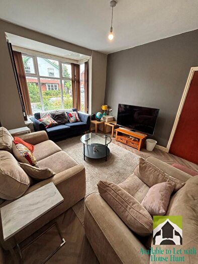 6 Bedroom Terraced House To Rent In Oak Tree Lane, Birmingham, B29