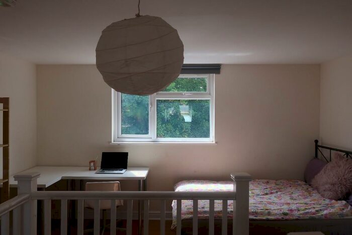 4 Bedroom End Of Terrace House To Rent In Blossom Avenue, Dawlish Road, Birmingham, B29