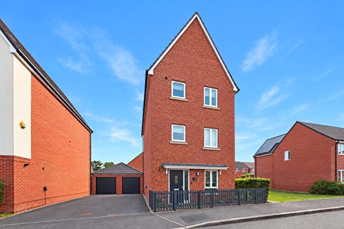 4 Bedroom Detached House For Sale In Appleton Way, Shinfield, Reading, Berkshire, RG2