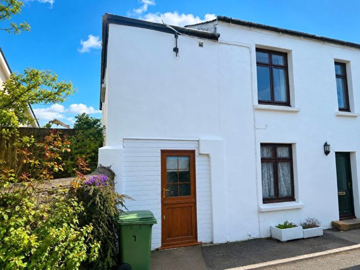 3 Bedroom Terraced House For Sale In Wesley Terrace, Hartland, EX39