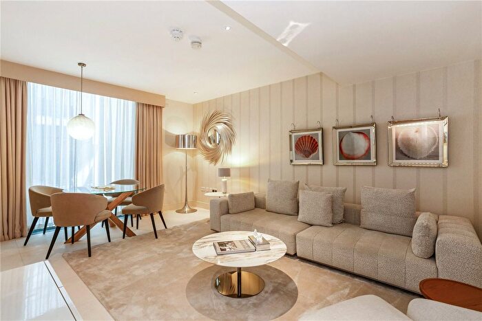 1 Bedroom Terraced House To Rent In Knightsbridge, London, SW7