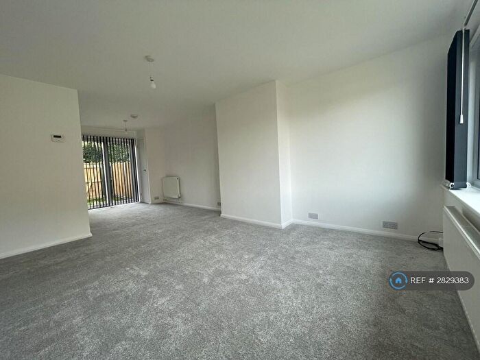 3 Bedroom Terraced House To Rent In St Stephens Close, Canterbury, CT2