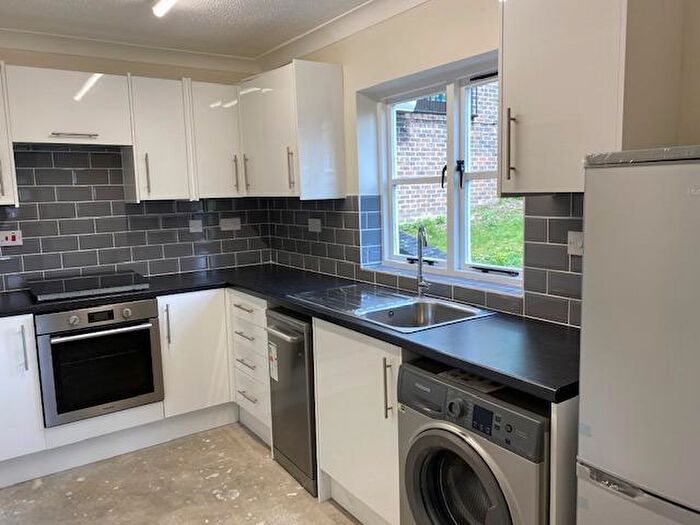 1 Bedroom Apartment To Rent In St. Josephs Vale, London, SE3