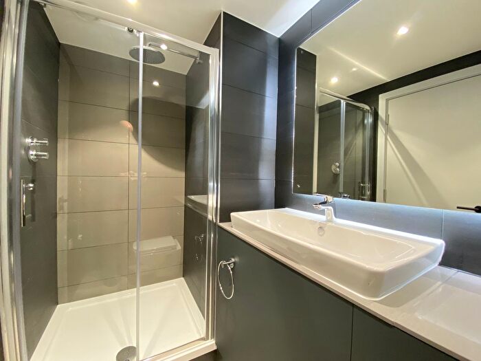 2 Bedroom Flat To Rent In Ancoats Gardens, Bendix Street, Manchester, M4