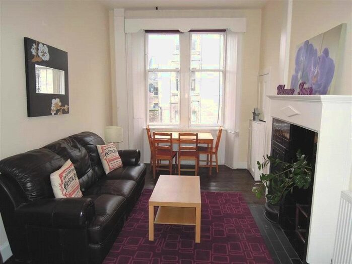 2 Bedroom Flat To Rent In Edina Place, Edinburgh, EH7