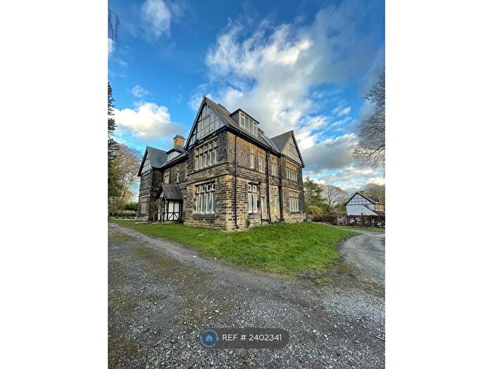 3 Bedroom Flat To Rent In Park Avenue, Roundhay, Leeds, LS8