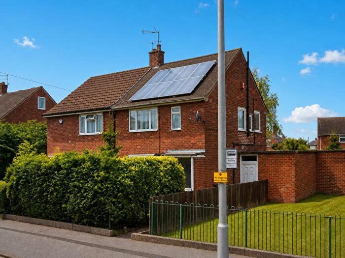 3 Bedroom Semi-Detached House For Sale In Southcoates Lane, Hull, East Yorkshire, HU9