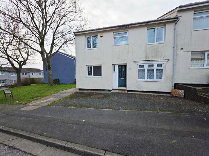 4 Bedroom End Of Terrace House To Rent In Crigdon Hill, West Denton, Newcastle Upon Tyne, NE5