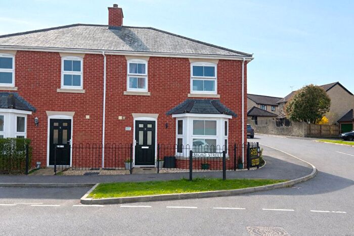 3 Bedroom Semi Detached House For Sale In Broad Street, Chard, Somerset, TA20