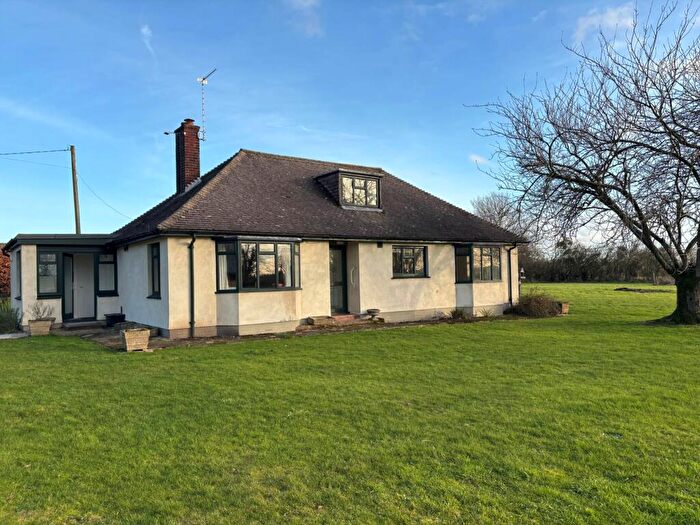3 Bedroom Detached Bungalow To Rent In Woodborough, Pewsey, SN9