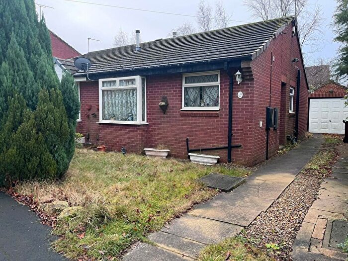 2 Bedroom Bungalow For Sale In Swallow Drive, ., Leeds, West Yorkshire, LS17
