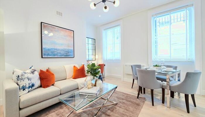 2 Bedroom Flat To Rent In Nottingham Place, Maylebone, W1U