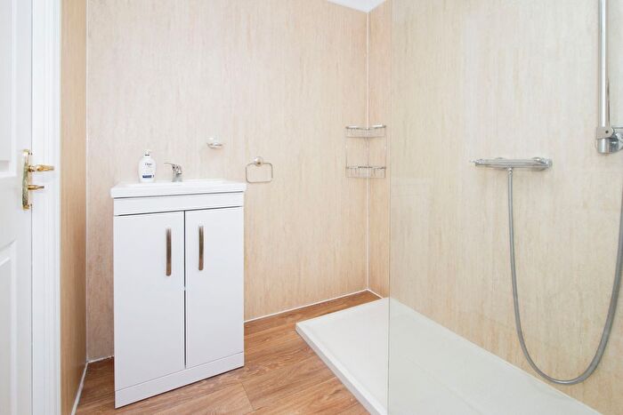 2 Bedroom Flat For Sale In Grangeside Court, North Shields, NE29