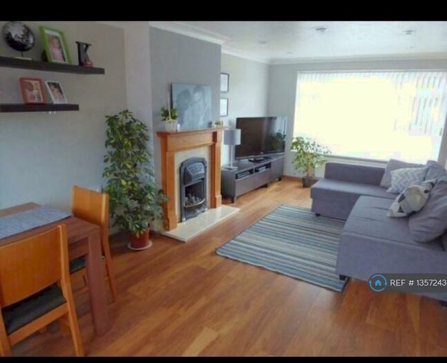 3 Bedroom Terraced House To Rent In Chalvey Road, Bicester, OX26