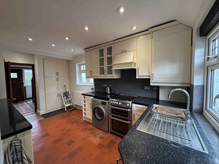 5 Bedroom Detached House To Rent In Bournehall Avenue, Bushey, WD23