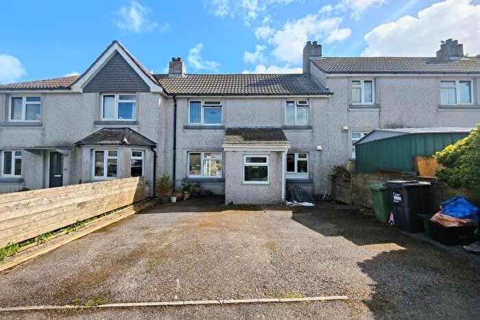 2 Bedroom Terraced House To Rent In Treveneth Crescent, Penzance, TR18