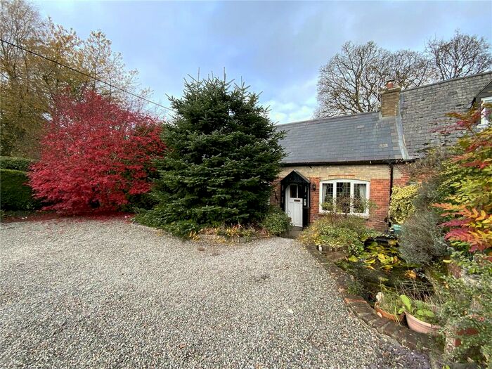 2 Bedroom Bungalow For Sale In Eastcourt, Burbage, Marlborough, SN8