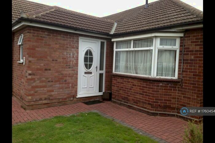 3 Bedroom Bungalow To Rent In St Johns Road, Colchester, CO4