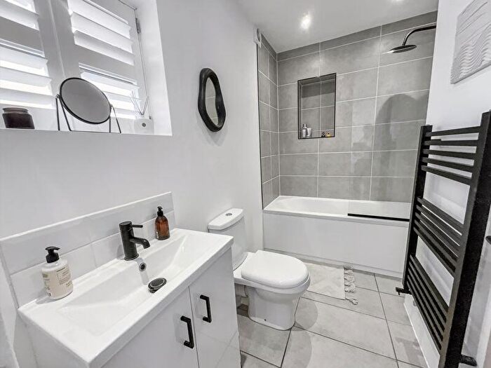 3 Bedroom Semi-Detached House For Sale In Christchurch, BH23