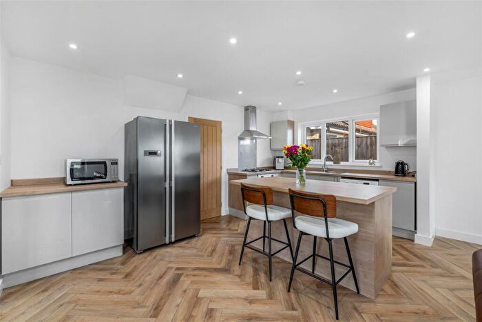 4 Bedroom Detached Bungalow For Sale In Middlegate Road, Frampton, Boston, PE20