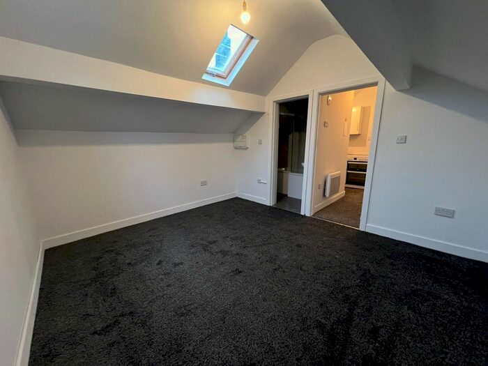 1 Bedroom Flat To Rent In Arctic Street, Keighley, BD20