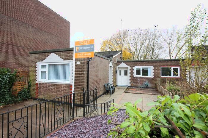 3 Bedroom Bungalow To Rent In Handforth Lane, Halton Lodge, Runcorn, WA7