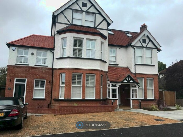 2 Bedroom Flat To Rent In Bromley Road, Beckenham, BR3