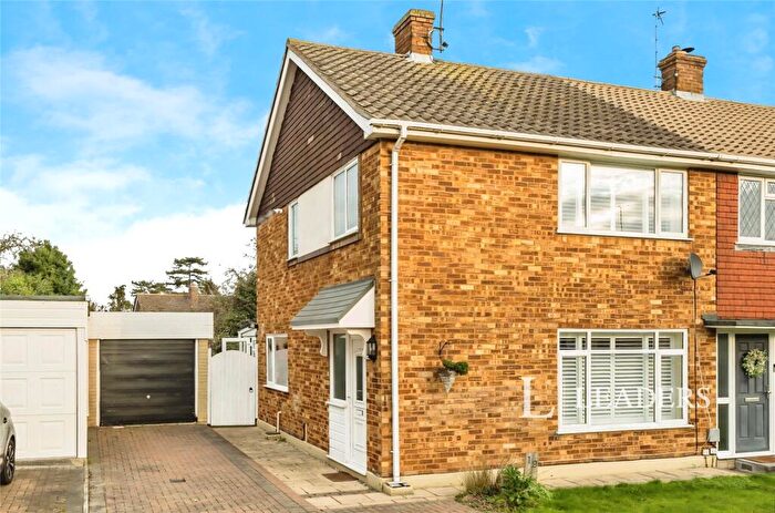 3 Bedroom Semi Detached House For Sale In Millfields, Writtle, Chelmsford, CM1
