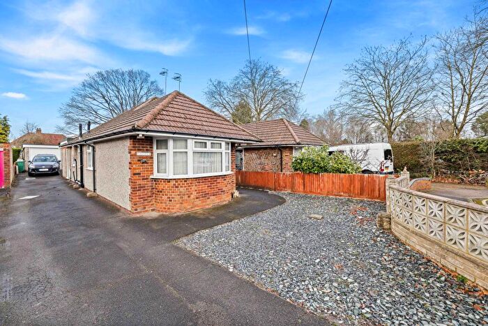 3 Bedroom Semi-Detached Bungalow For Sale In Ref: Sm - Smallmead, Horley, RH6