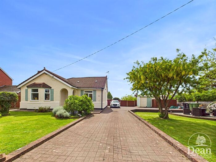 3 Bedroom Detached Bungalow For Sale In Woodgate Road, Coleford, GL16