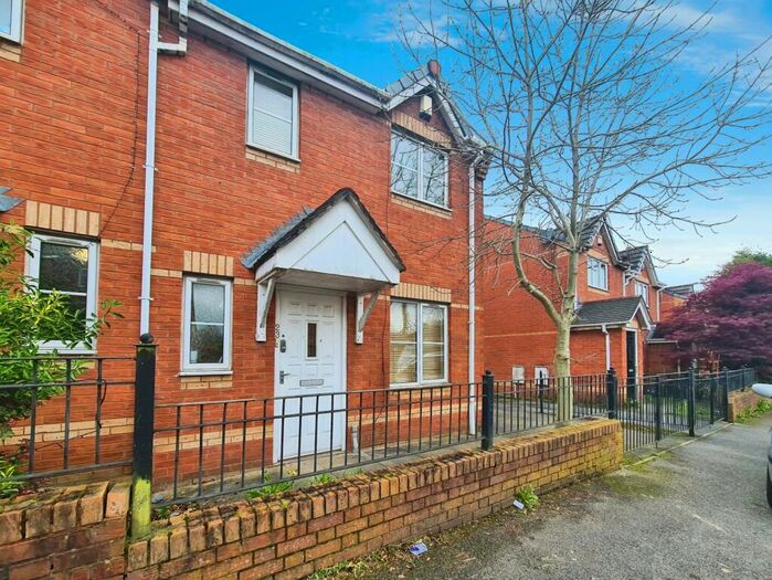 3 Bedroom Semi-Detached House To Rent In Bromshill Drive, Salford, Greater Manchester, M7