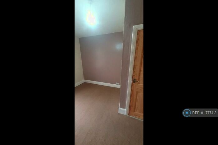 1 Bedroom Flat To Rent In Cavendish Road, Felixstowe, IP11