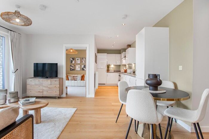1 Bedroom Apartment For Sale In Abbey Wharf, Barking, London, IG11