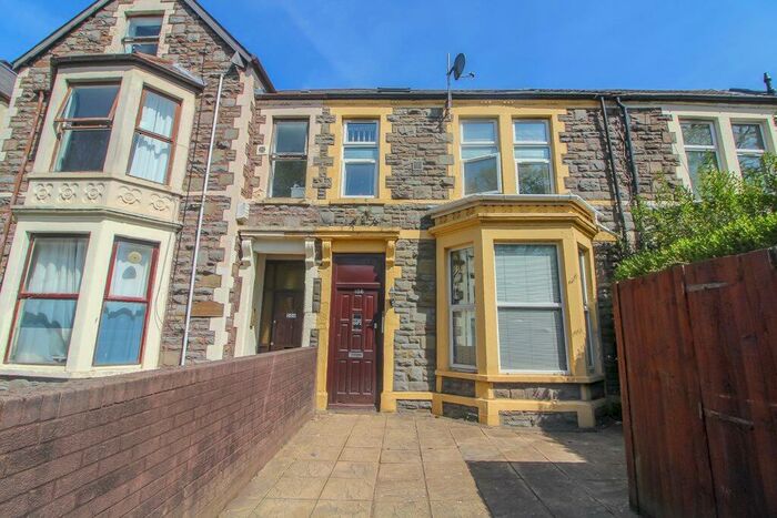3 Bedroom Flat To Rent In Richmond Rd, Roath, Cardiff, CF24