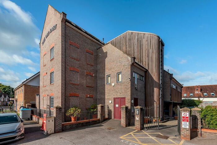 2 Bedroom Flat For Sale In Bepton Road, Midhurst, GU29